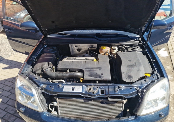 Opel Vectra cena 10900 przebieg: 173000, rok produkcji 2002 z Łazy małe 704